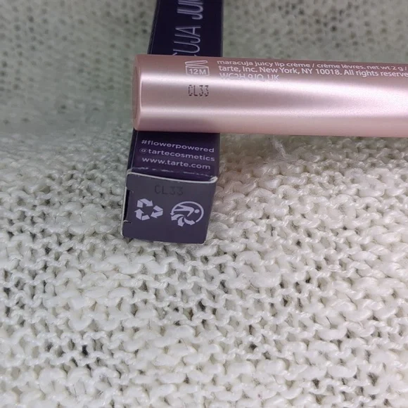 tarte maracuja juicy lip crème in Mauve, 2g/0.07oz - Picture 10 of 11